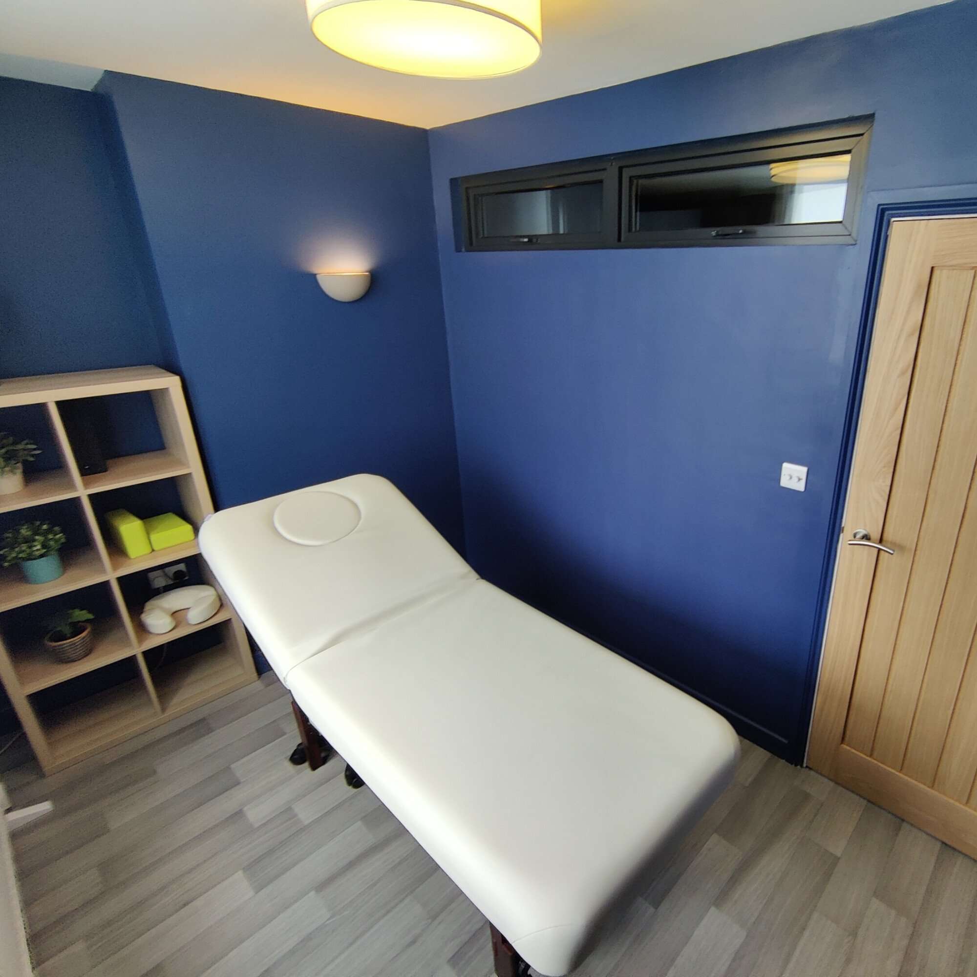Therapy room to rent 10