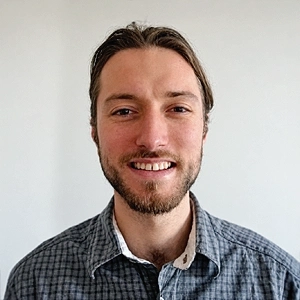 Maxwell Evans Maxwell Evans - Trainee Counsellor